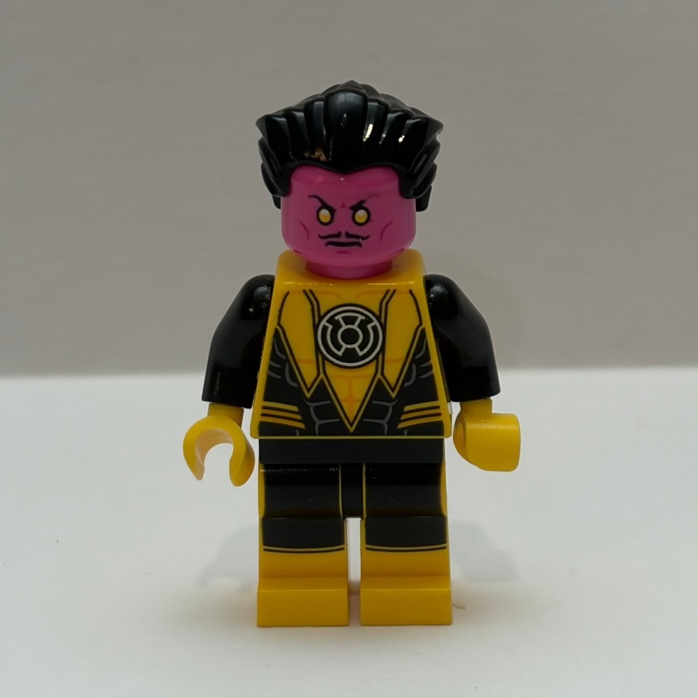 LEGO Minifigure Sinestro Yellow Purple Pink DC Super Heroes Villain sh0144 76025